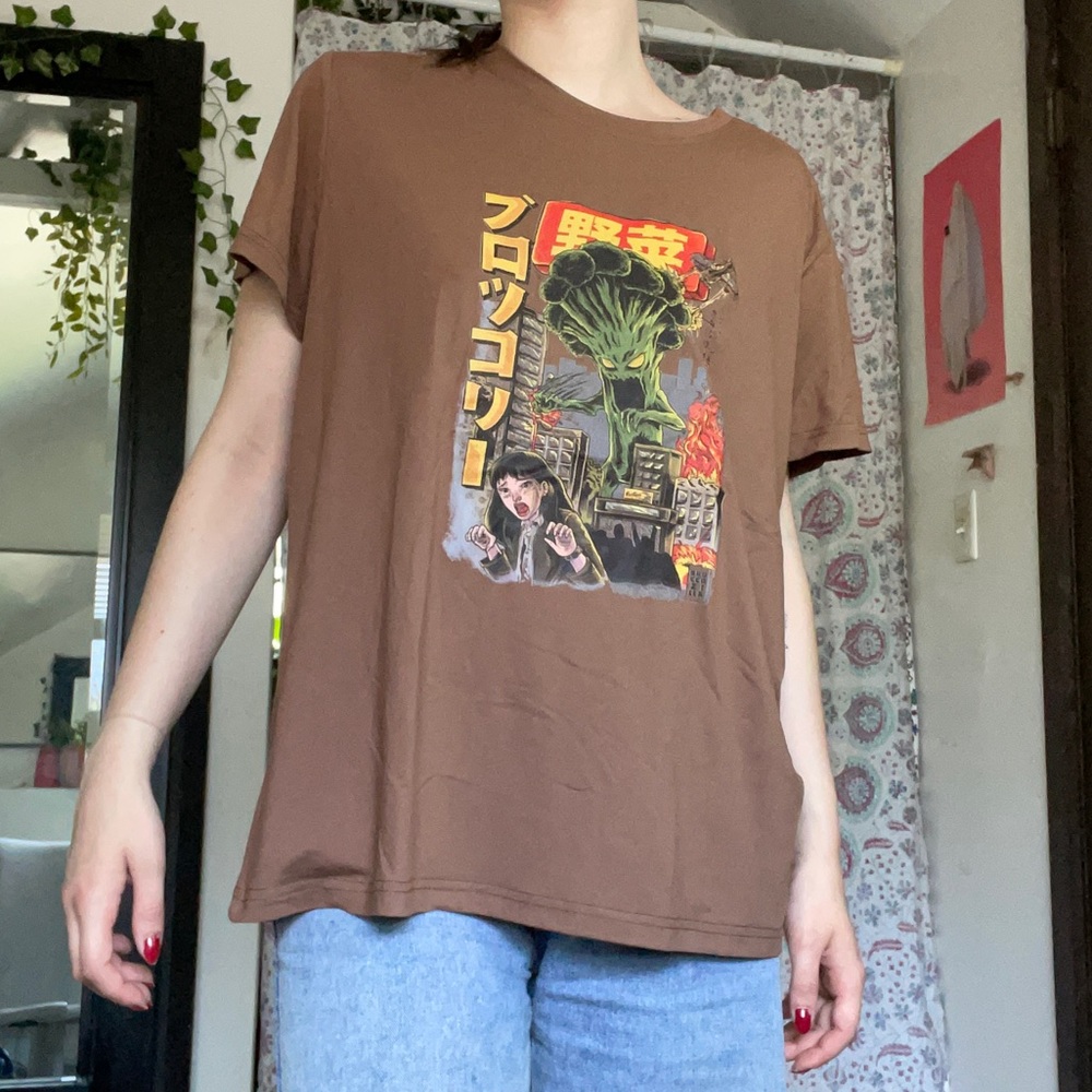 Romwe Graphic Tee